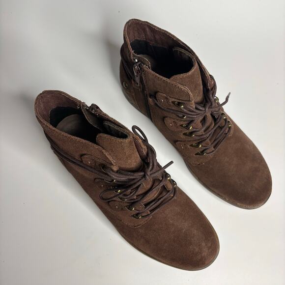 Earth Shoes Boone Suede Ankle Booties in Bark - Picture 6 of 9